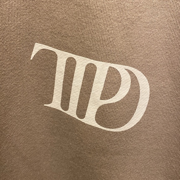 BRAND NEW Taylor Swift The Tortured Poets Department Beige Crewneck TTPD - Picture 10 of 13